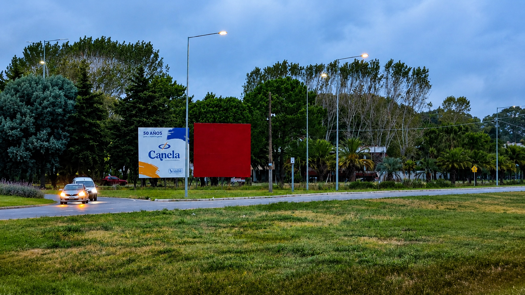 Cartel de ruta en Ruta 11, KM 341, con orientación hacia La Costa.
